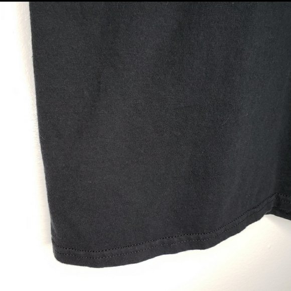 Gildan Pyrates Plunder graphic t-shirt size L - Picture 4 of 10